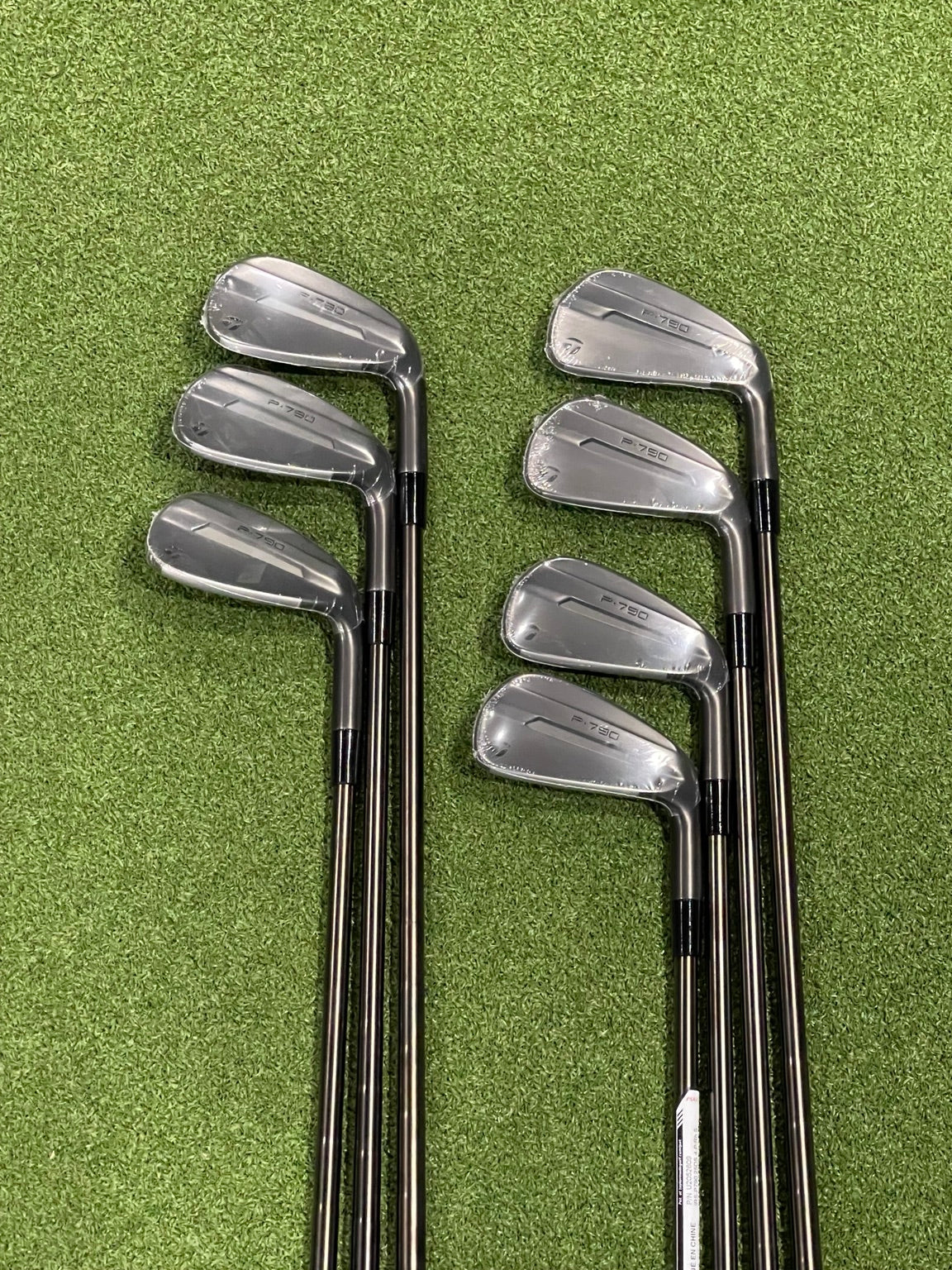 TaylorMade P790 Shadowfall Limited Edition Irons 4–PW – Stiff Flex – Ex-Display