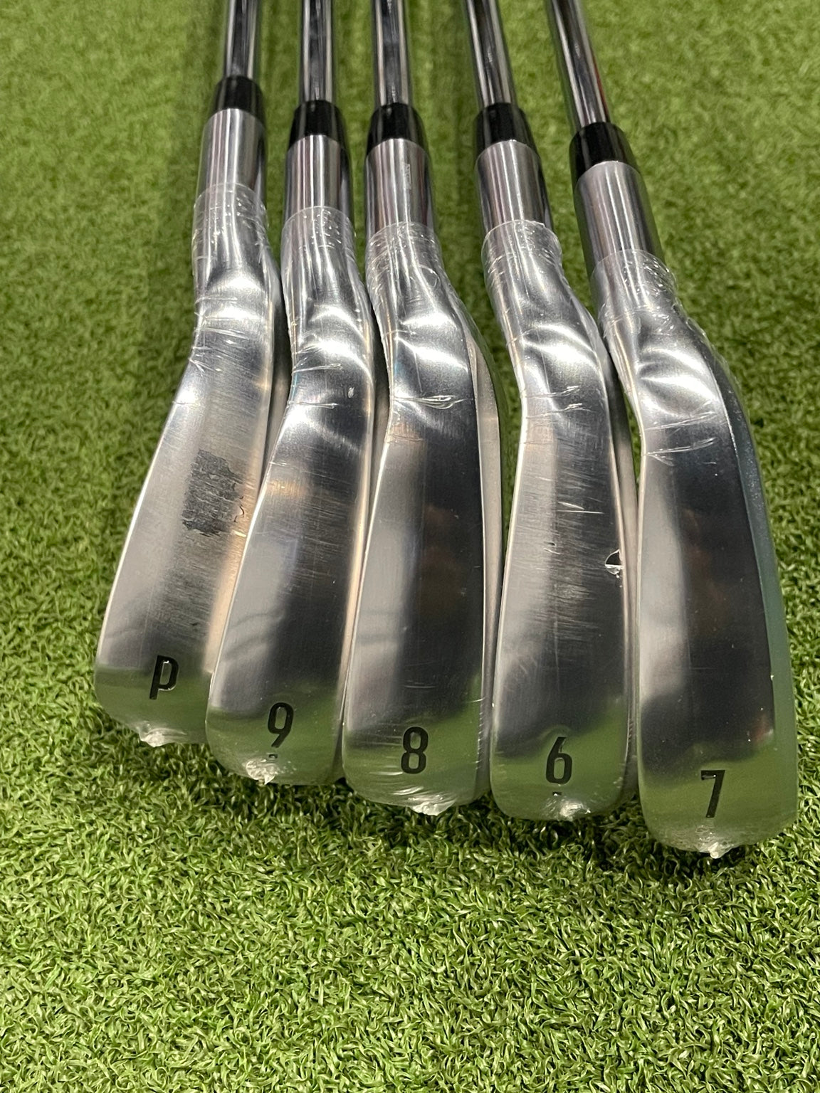 Callaway Quantum Max OS Irons 6–PW – Regular Flex – Ex-Display