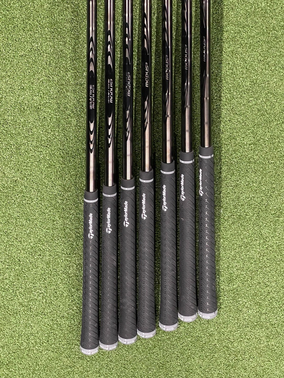 TaylorMade P790 Shadowfall Limited Edition Irons 4–PW – Stiff Flex – Ex-Display
